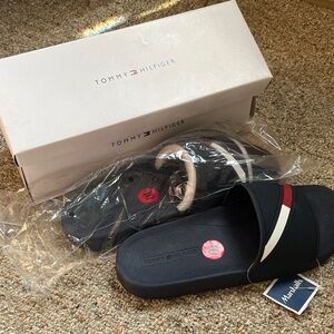 NEW Tommy Hilfiger Men's Navy Slides with Red and White Accents, size 10